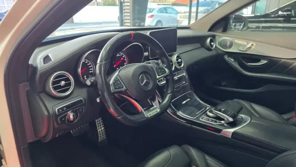 Mercedes-Benz C 63 AMG Station Speedshift MCT 9G 3