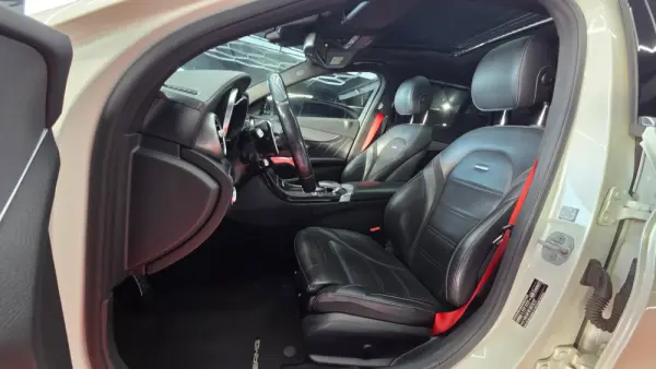 Mercedes-Benz C 63 AMG Station Speedshift MCT 9G 6