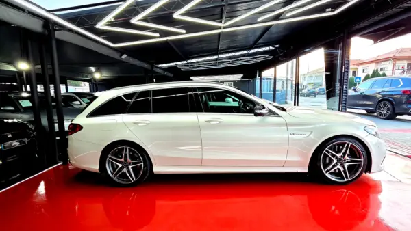 Mercedes-Benz C 63 AMG Station Speedshift MCT 9G 14