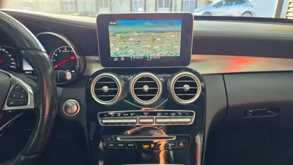 Mercedes-Benz C 63 AMG Station Speedshift MCT 9G 18