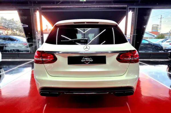 Mercedes-Benz C 63 AMG Station Speedshift MCT 9G 19