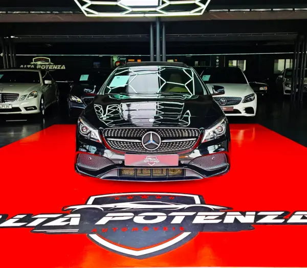 Mercedes-Benz CLA 220 d Shooting Brake AMG Line Aut. 2