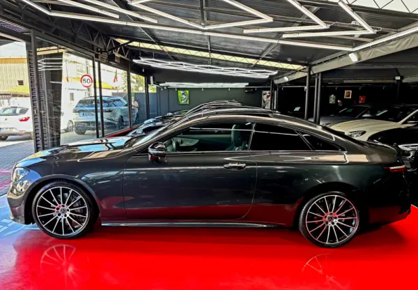 Mercedes-Benz E 220 d AMG Line Aut. 6