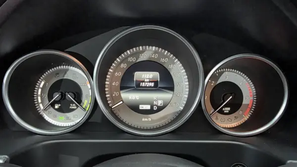 Mercedes-Benz E 300 BlueTEC Hybrid Avantgarde 107g 10