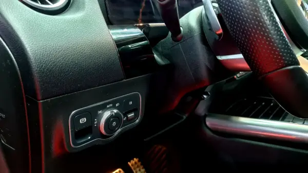 Mercedes-Benz GLA 200 d AMG Line 25