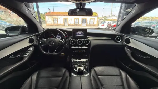 Mercedes-Benz GLC 250 d Coupé AMG Line 4-Matic 16