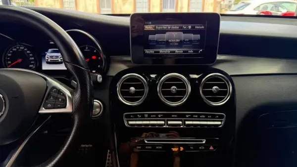 Mercedes-Benz GLC 250 d Coupé AMG Line 4-Matic 15