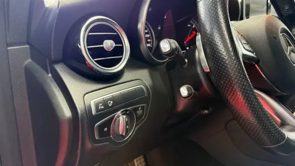 Mercedes-Benz GLC 250 d Coupé AMG Line 4-Matic 17