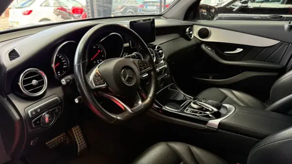Mercedes-Benz GLC 250 d Coupé AMG Line 4-Matic 21