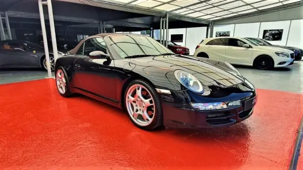 Porsche 911 (997) CARRERA S 8