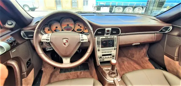 Porsche 911 (997) CARRERA S 15