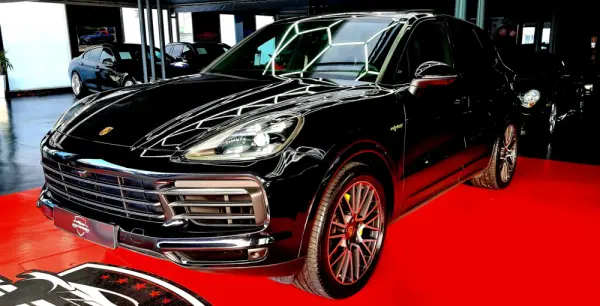Porsche Cayenne E-Hybrid Platinum Edition 1