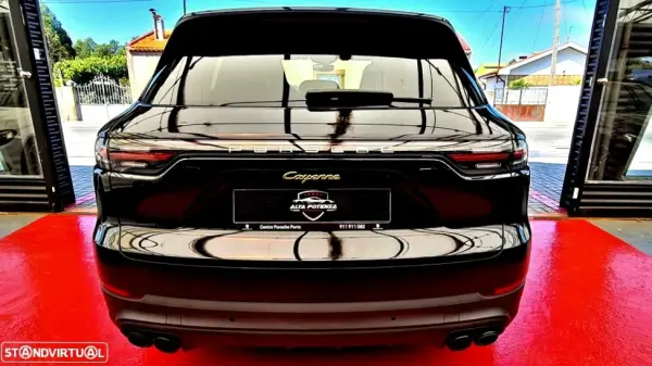 Porsche Cayenne E-Hybrid Platinum Edition 2