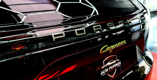 Porsche Cayenne E-Hybrid Platinum Edition 8