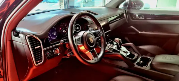Porsche Cayenne E-Hybrid Platinum Edition 11