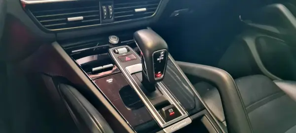 Porsche Cayenne E-Hybrid Platinum Edition 13