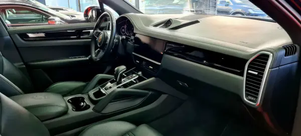 Porsche Cayenne E-Hybrid Platinum Edition 17