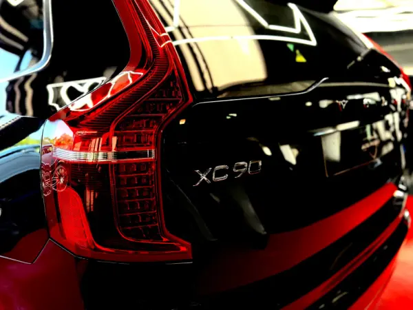 Volvo XC 90 2.0 D5 Inscription AWD 5