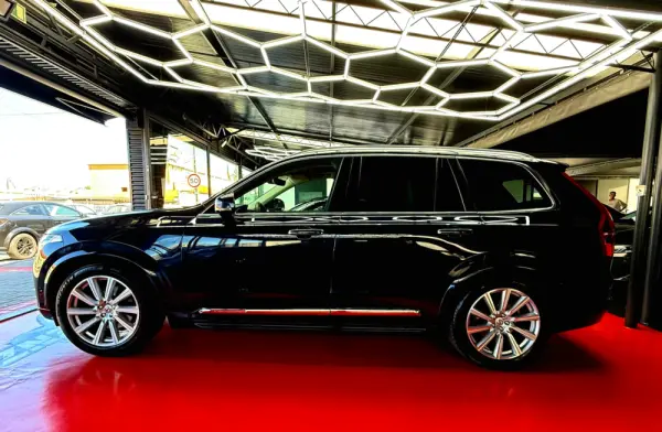 Volvo XC 90 2.0 D5 Inscription AWD 9
