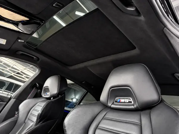 BMW M5 Standard 20