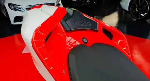 Ducati 848 3