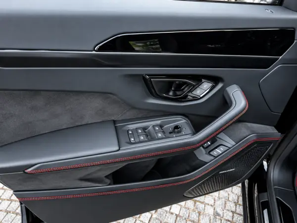 Lamborghini Urus 4.0 V8 SE 10