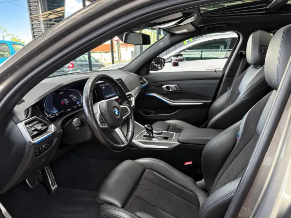 BMW 330 e iPerformance Pack M Shadow 11