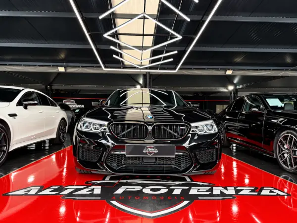 BMW M5 Standard 1