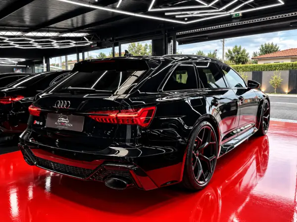 Audi RS6 Avant 4.0 TFSI quattro Tiptronic performance 6