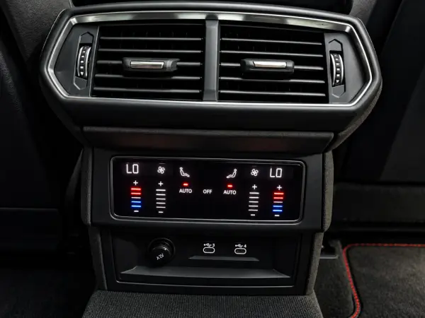 Lamborghini Urus 4.0 V8 SE 23