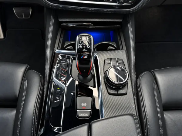 BMW M5 Standard 19