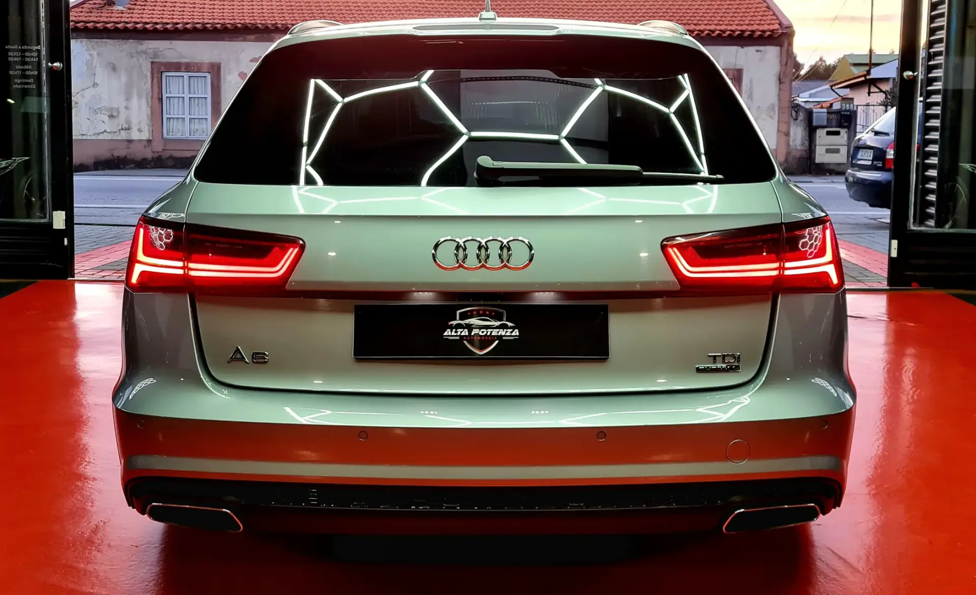 Audi A6 Avant 3.0 TDi V6 quattro B.Line Spo. S tronic C.Diesel 32