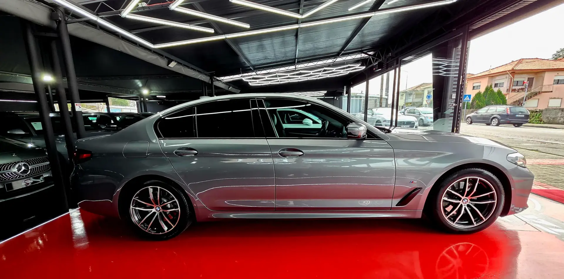 BMW 520 d Pack M Auto 8