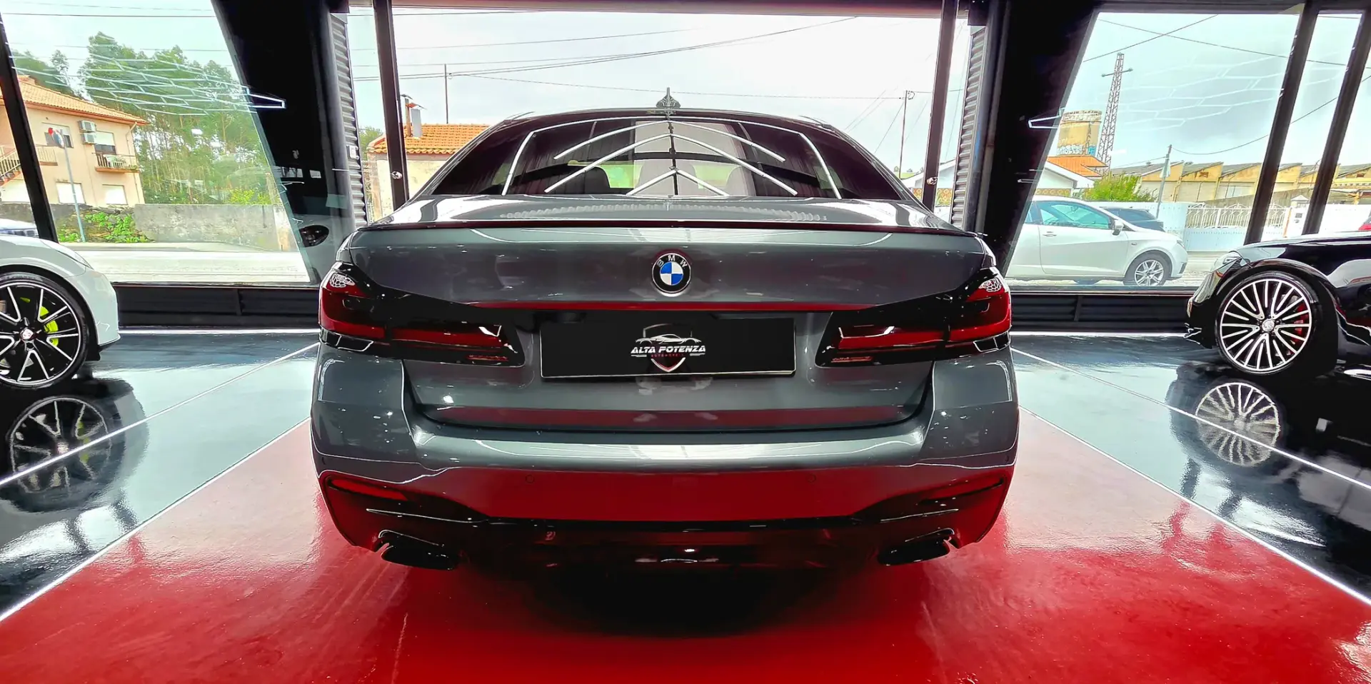 BMW 520 d Pack M Auto 9