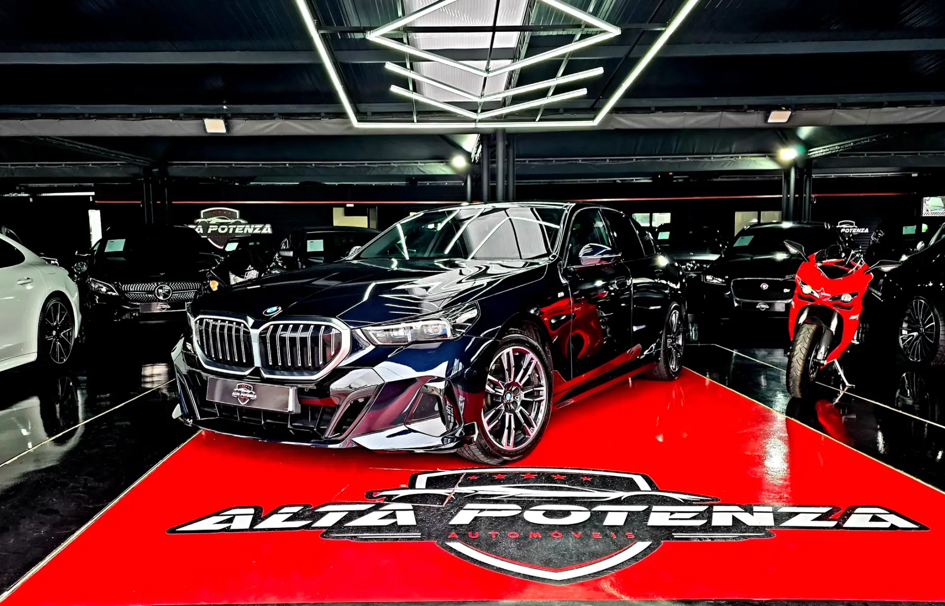BMW 520 d Pack M Auto 1