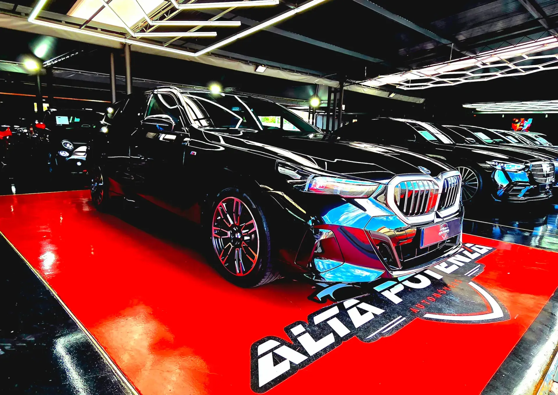 BMW 530 e Pack Desportivo M 3