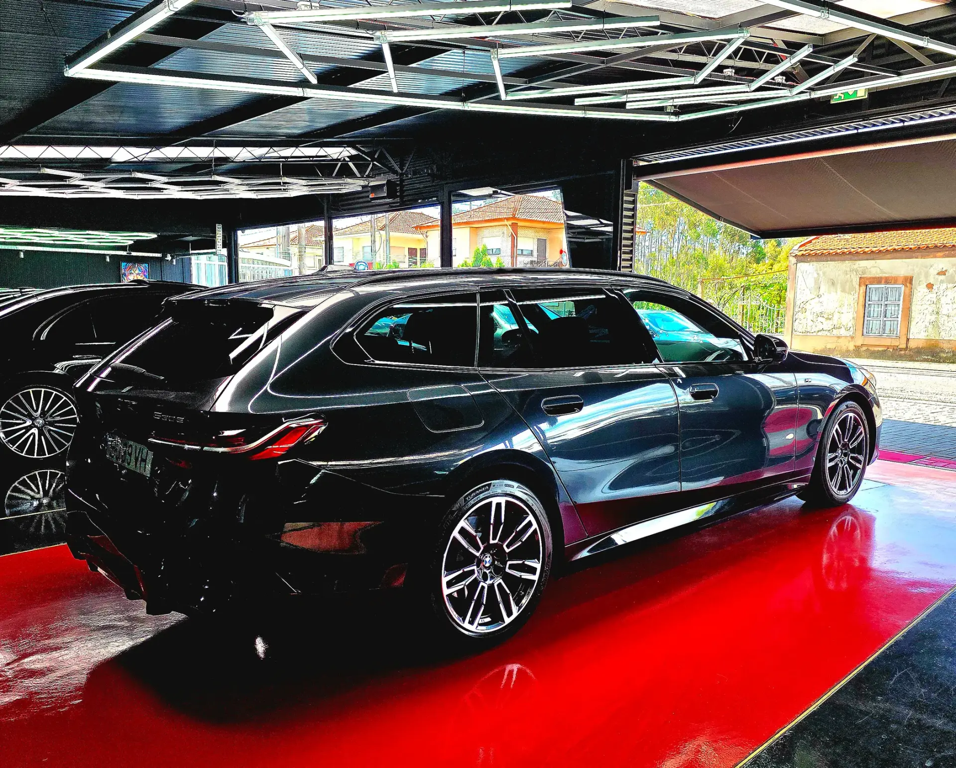 BMW 530 e Pack Desportivo M 7