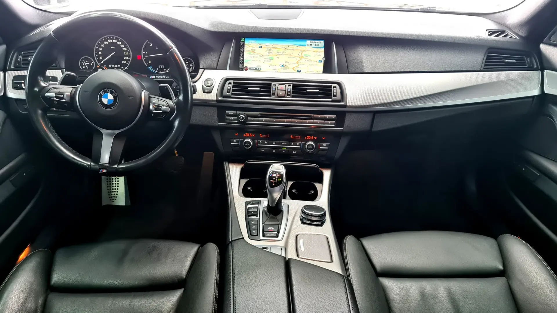 BMW M550d xDrive Auto 20