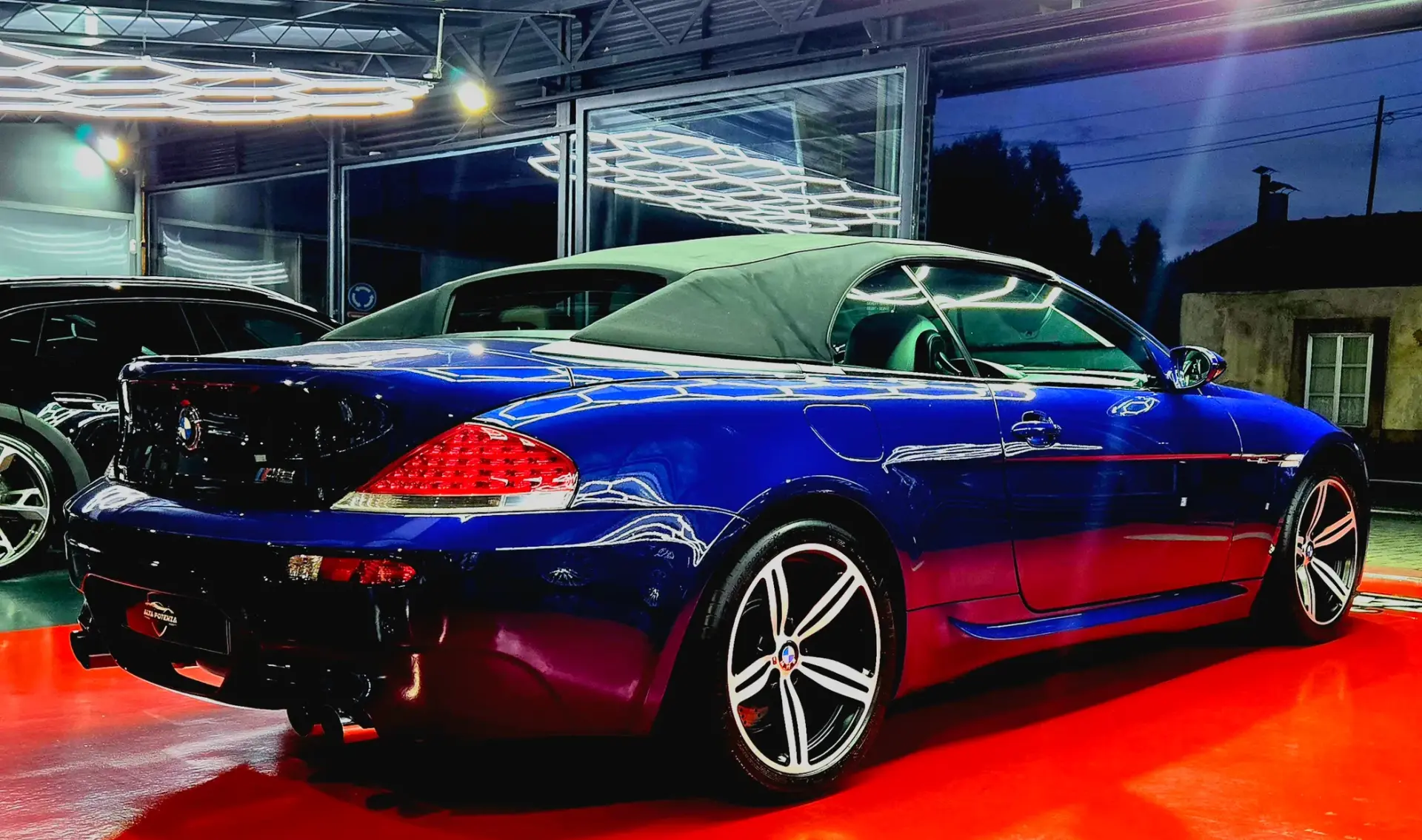BMW M6 V10 12