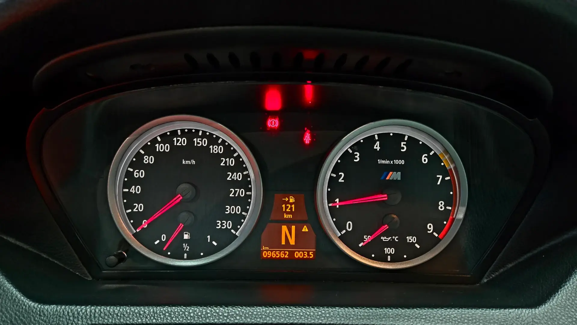 BMW M6 V10 27