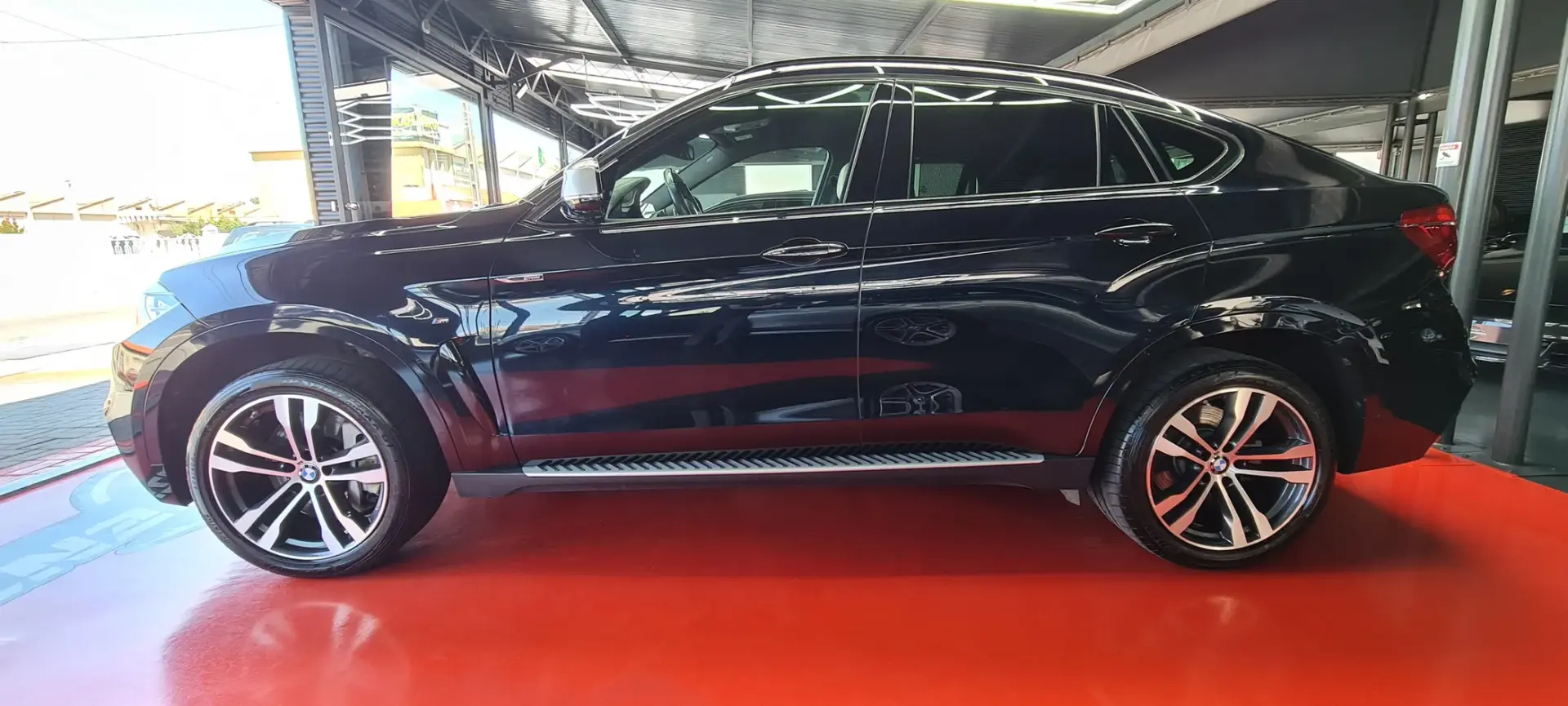 BMW X6 M M50 d xDrive 6