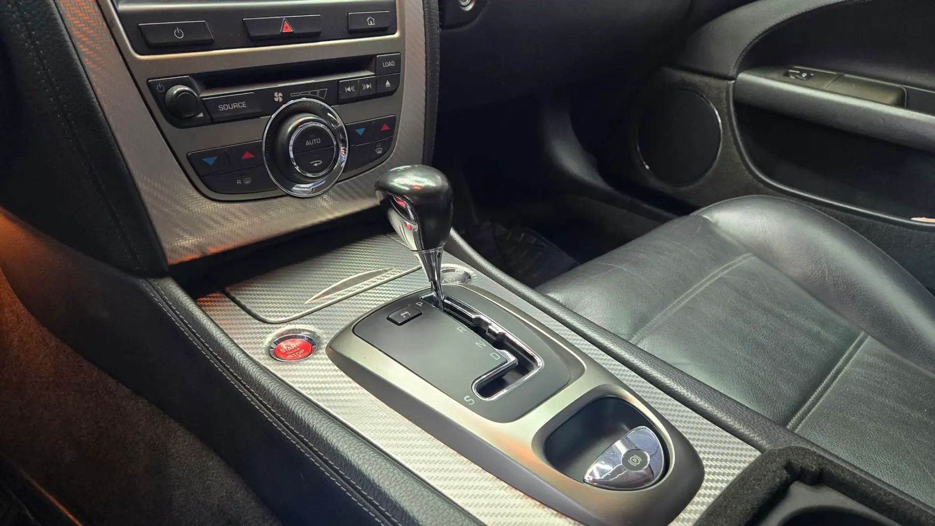 Jaguar XK XKR 4.2 V8 S/C Convertible 15