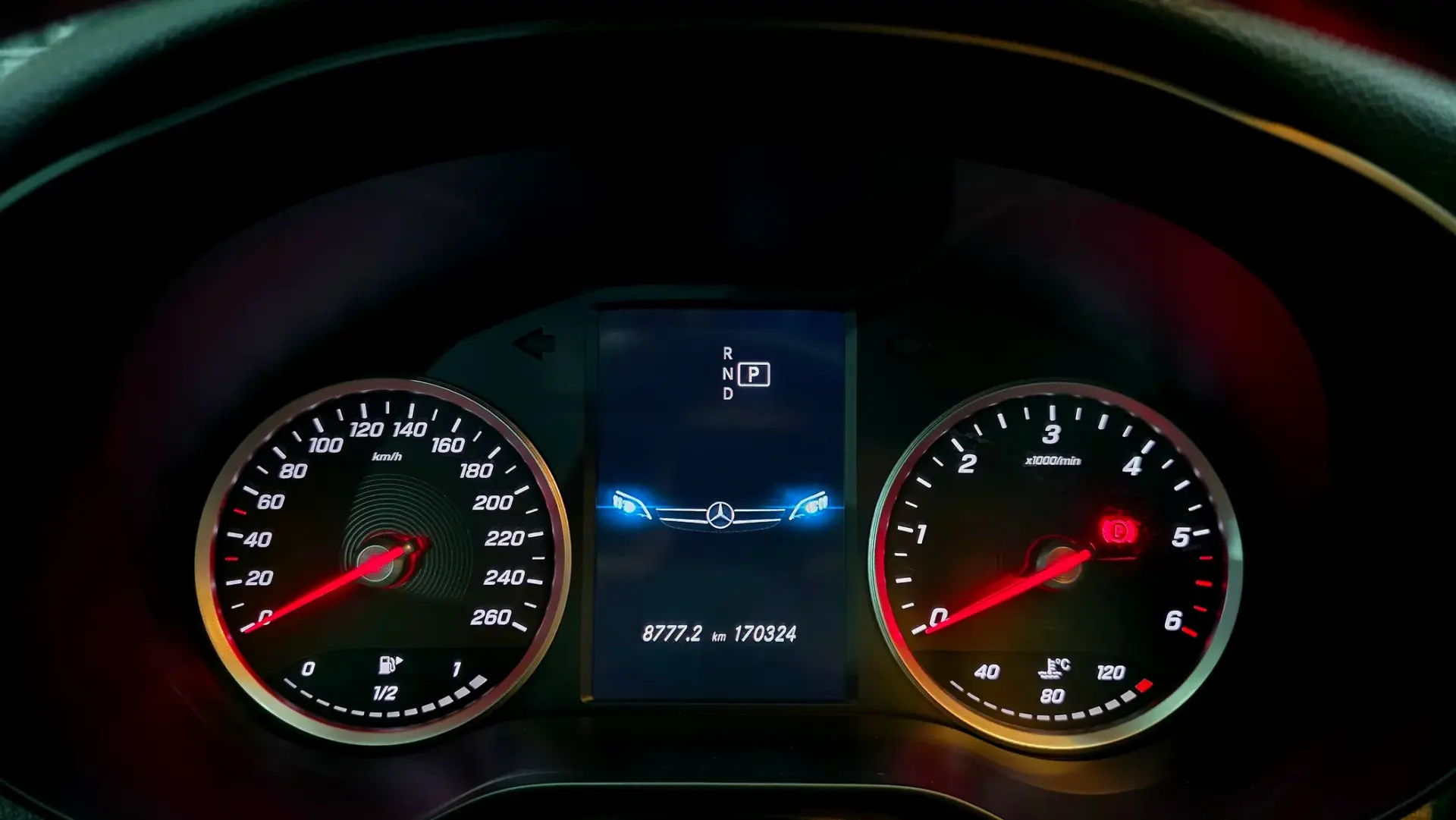 Mercedes-Benz C 180 d Station 9G-TRONIC 18
