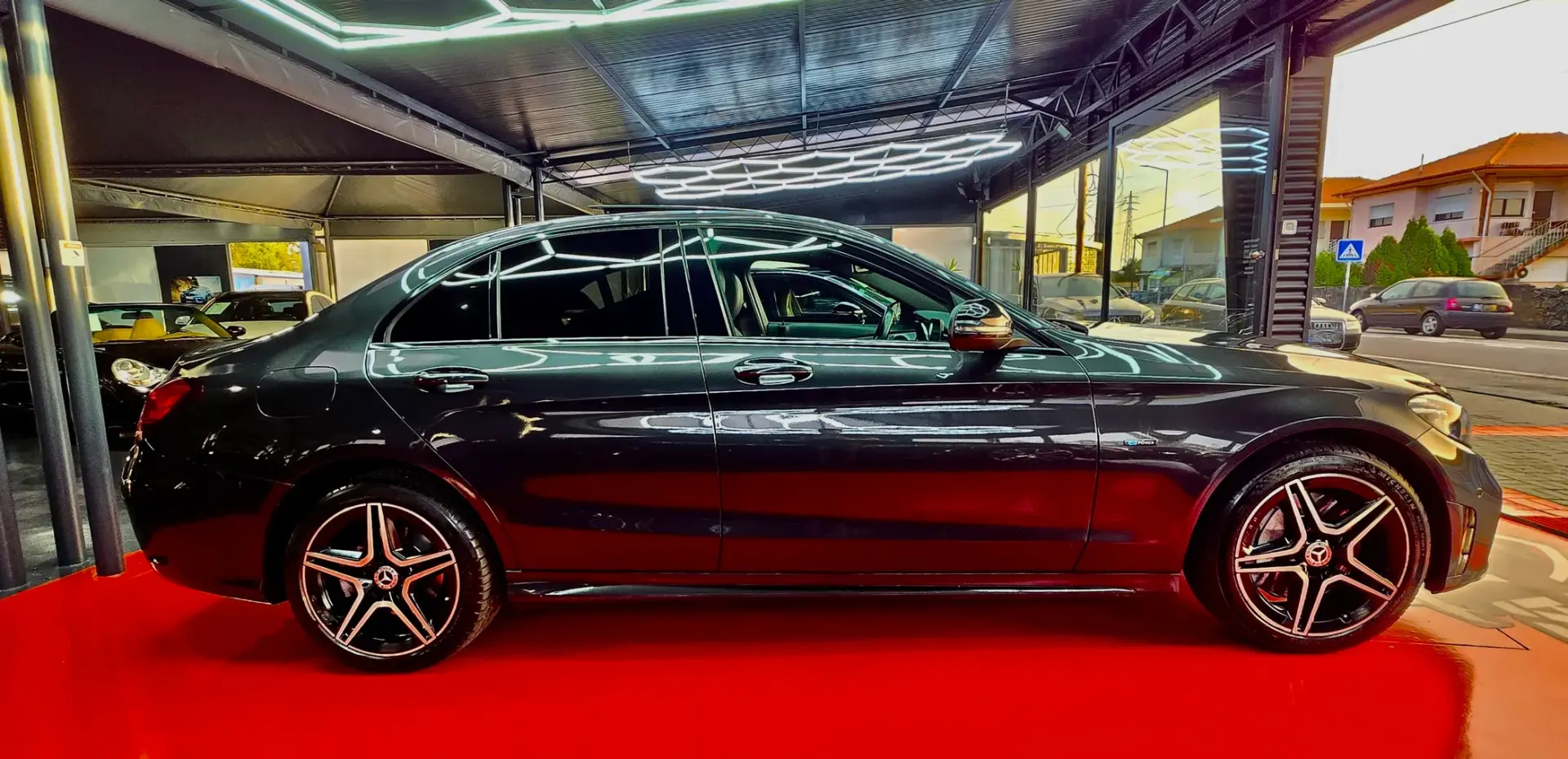 Mercedes-Benz C 300 de AMG Line 7