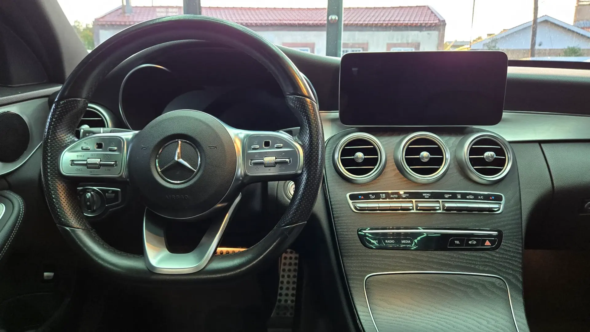 Mercedes-Benz C 300 de AMG Line 18