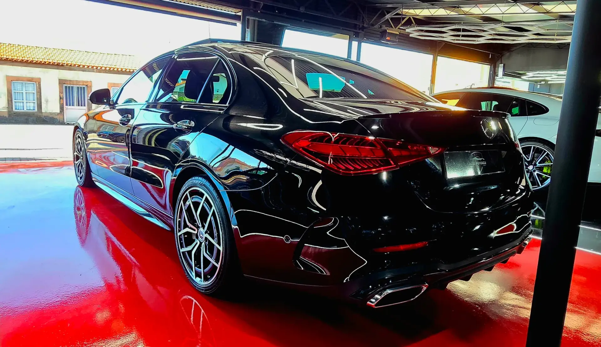 Mercedes-Benz C 300 d AMG Line 3