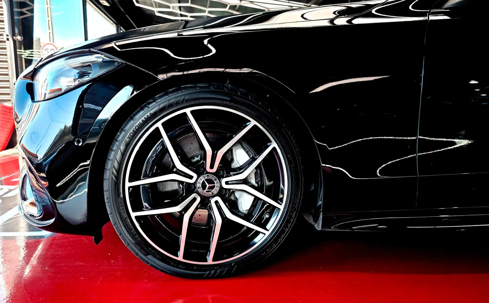 Mercedes-Benz C 300 d AMG Line 8