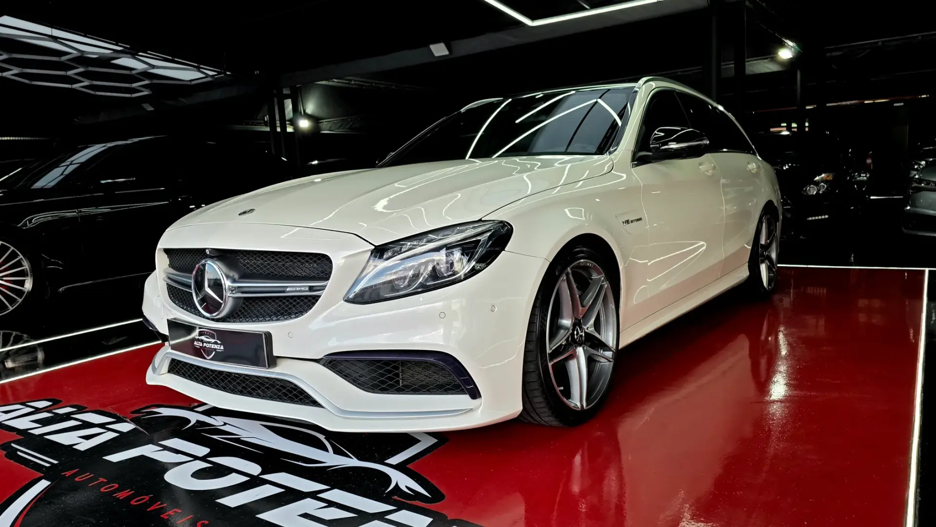 Mercedes-Benz C 63 AMG Station Speedshift MCT 9G 5