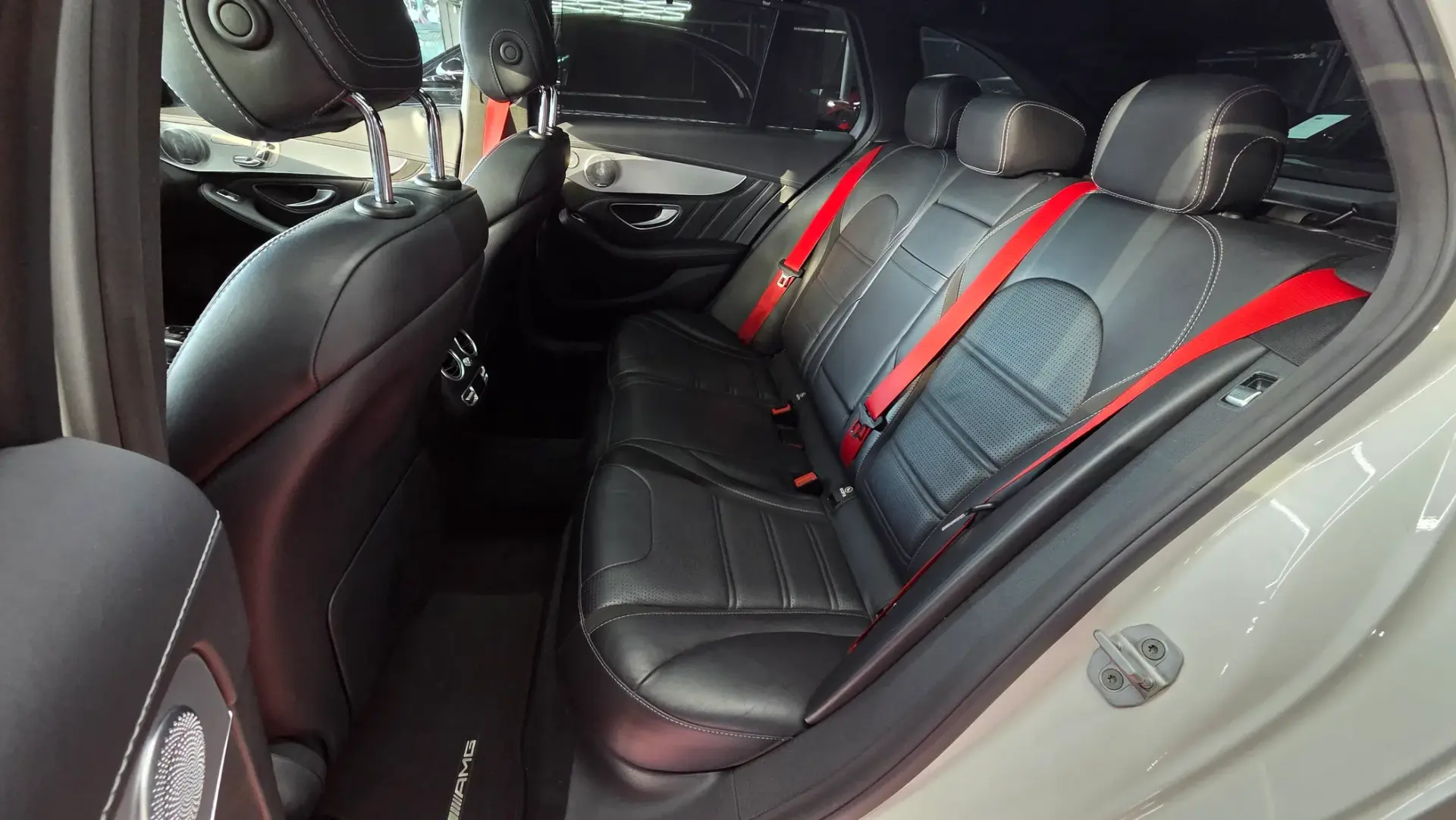 Mercedes-Benz C 63 AMG Station Speedshift MCT 9G 10