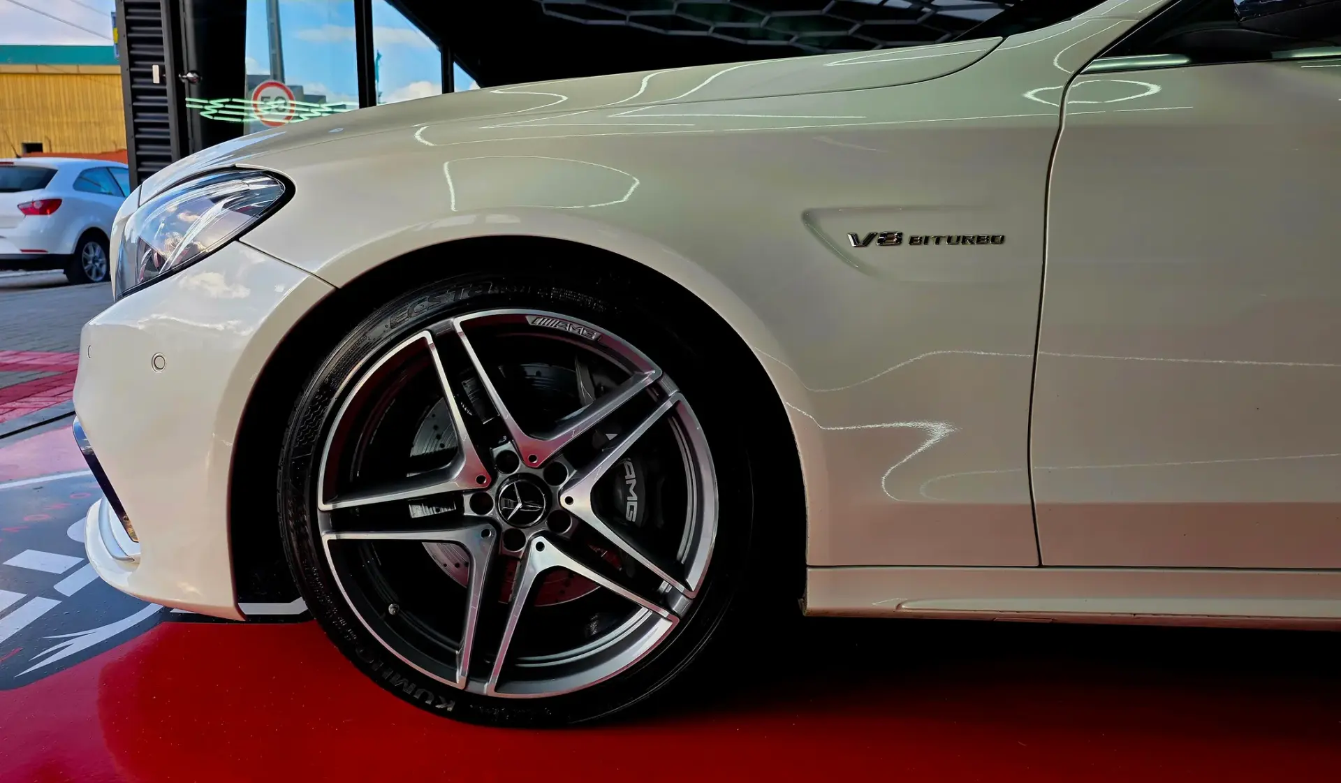 Mercedes-Benz C 63 AMG Station Speedshift MCT 9G 15